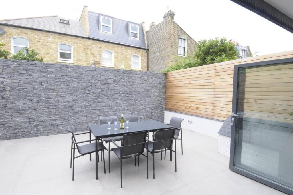 Four Bedroom Modern Victorian Wandsworth House Λονδίνο Εξωτερικό φωτογραφία